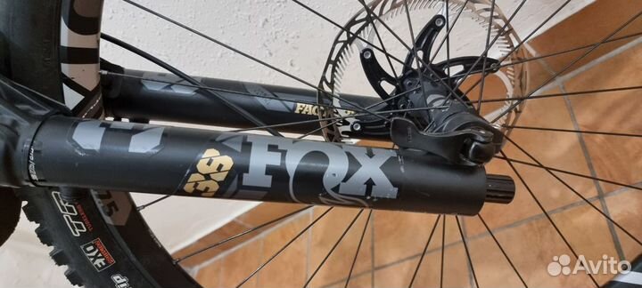 Canyon Torque CF 9 27.5 2021, размер M