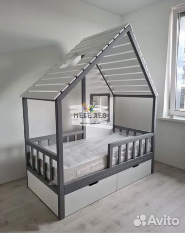 Детская кровать домик