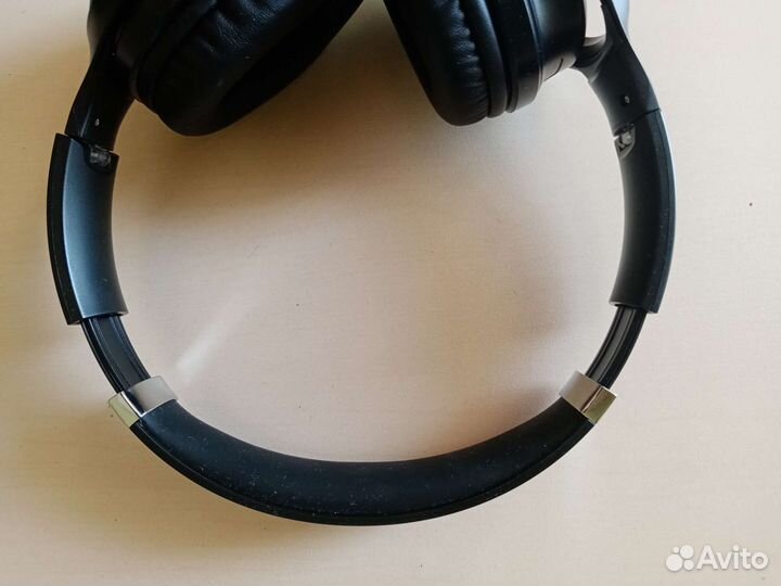 Беспроводные наушники