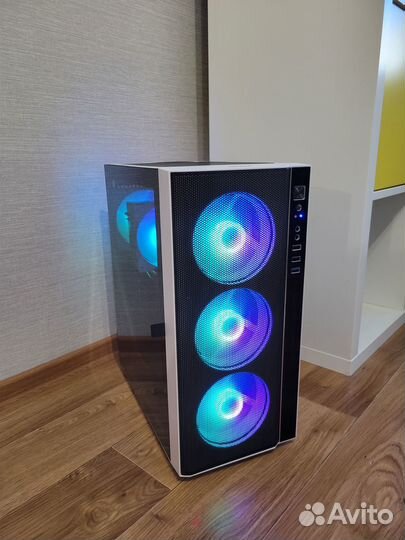 Новый корпус с RGB и пультом управления