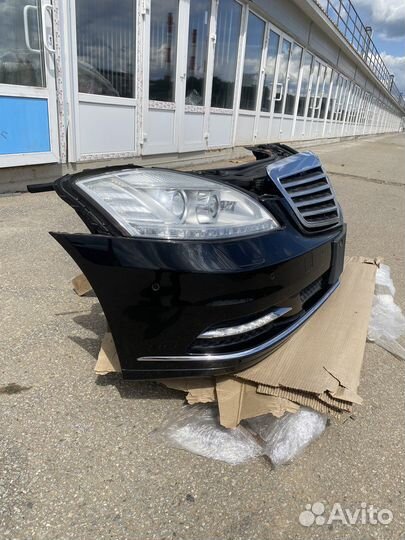 Ноускат пердняя часть Mercedes w221 черный