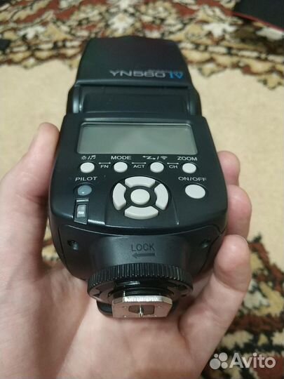 Yongnuo speedlite yn 560 iv