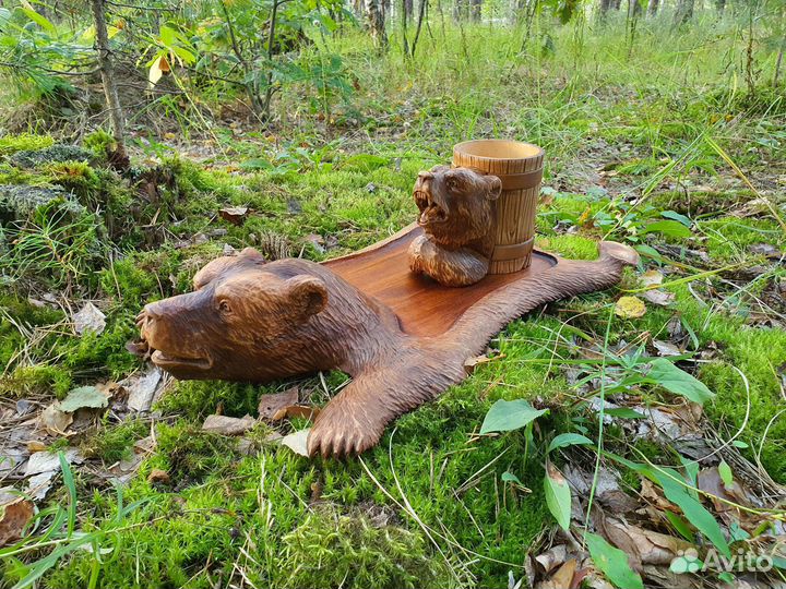 Доска из дерева для подачи блюд из мяса Медведь