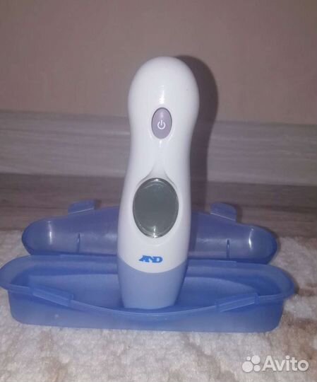 Инфракрасный термометр AND