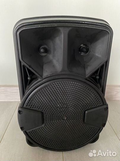 Блютуз колонка