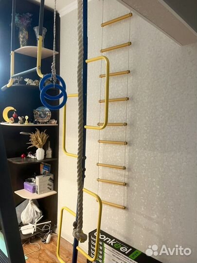 Шведская стенка с турником бу