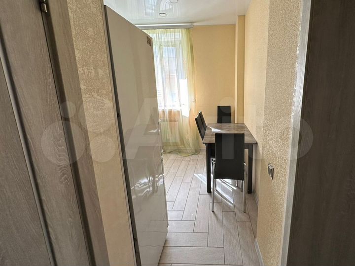 2-к. квартира, 62 м², 1/3 эт.