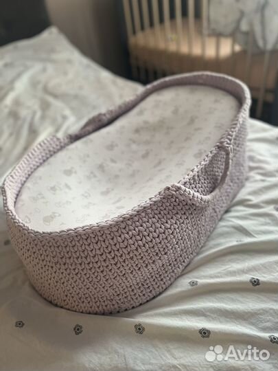 Вязаная люлька для новорожденного