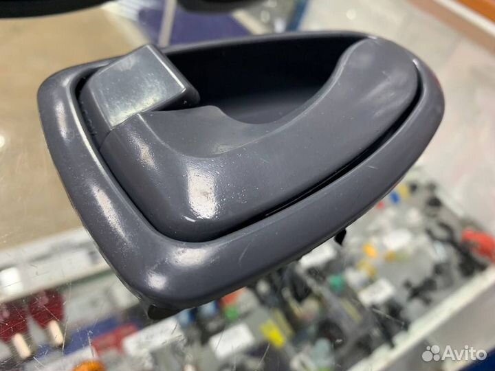 Ручка салон передняя левая Hyundai Accent