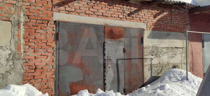 Гараж, > 30 м²