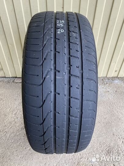 Pirelli Ice Zero 235/45 R20