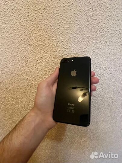 Телефон iPhone 8 plus
