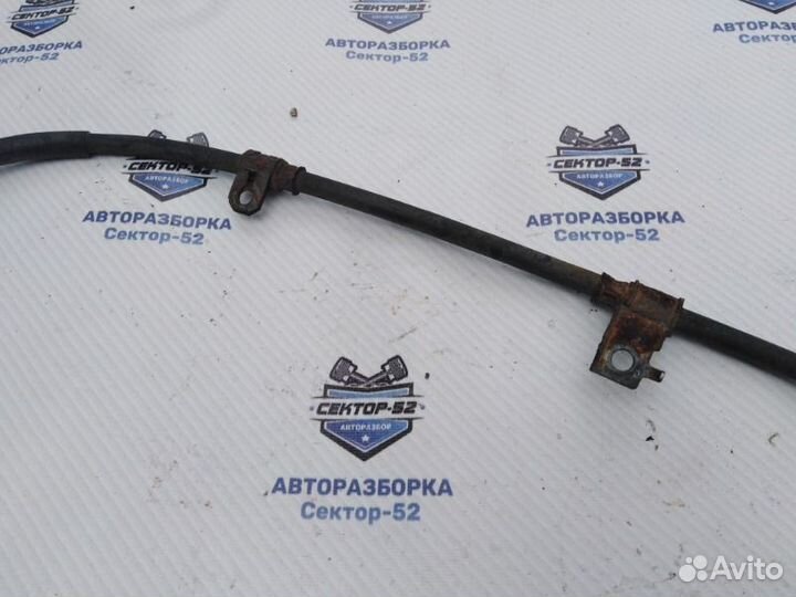 Трос ручника правый Hyundai Santa Fe 2 CM