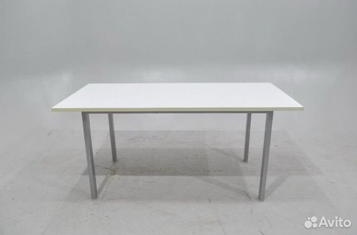 Офисная мебель стол