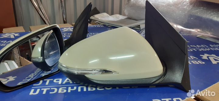 Зеркало правое с (эл. поворотник) Hyunda Solaris 2