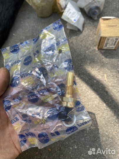 Датчик температуры охлаждающей жидкости