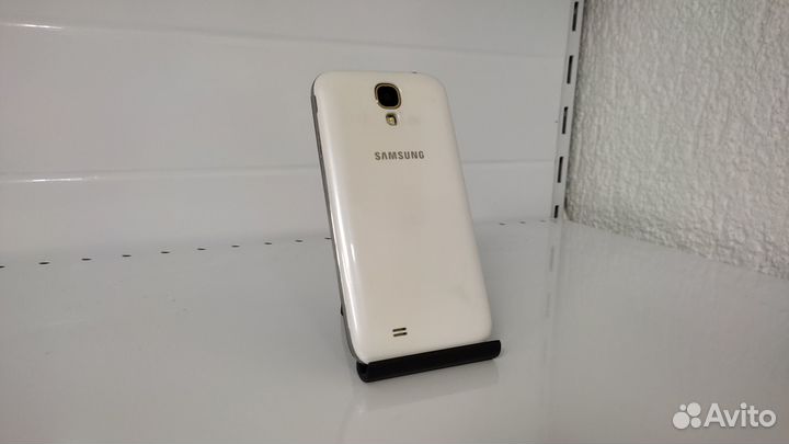 Samsung S4 (i9500) 16/2 гб, Android 7.1 + комплект