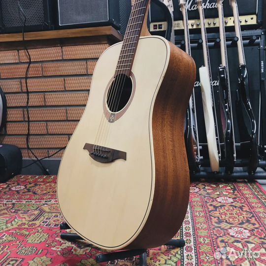 Акустическая гитара Lag Tramontane T70D China 2022