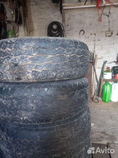 Toyo Eco Walker 235/65 R17