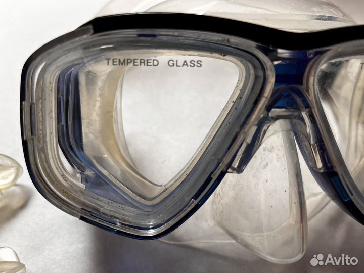 Маска для подводного плавания с трубкой