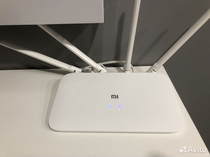 Wi-Fi роутер Xiaomi Mi Router 4A Giga Version