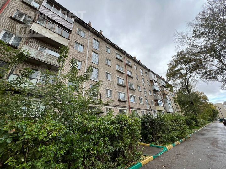 3-к. квартира, 42,3 м², 1/5 эт.