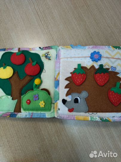 Мягкая развивающая книжка