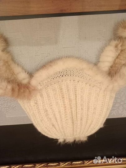 Шапка женская вязаная с норкой