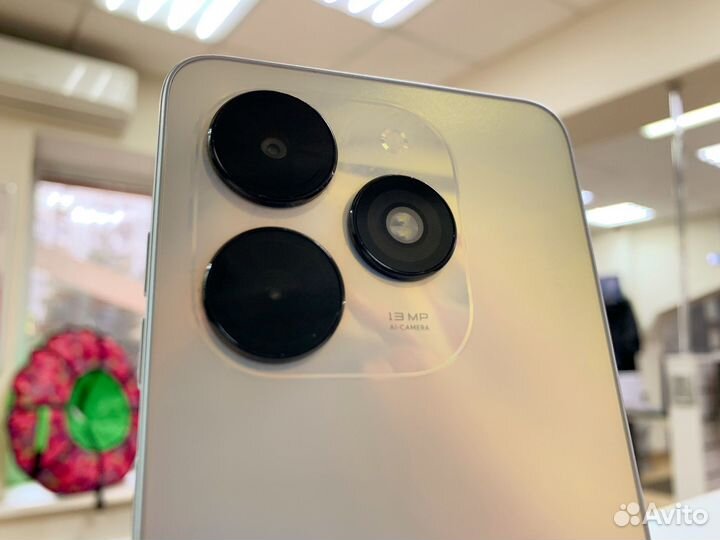 TECNO Spark Go 2024, 4/128 ГБ