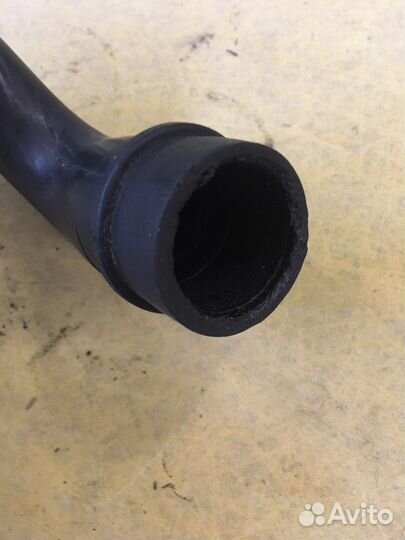 Патрубок вентиляции Skoda Octavia A4 (2107)