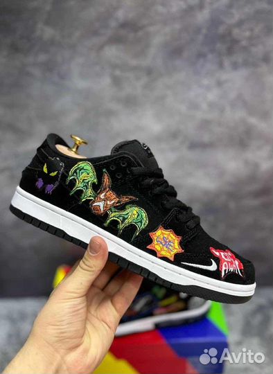 Nike SB Dunk low Neckface