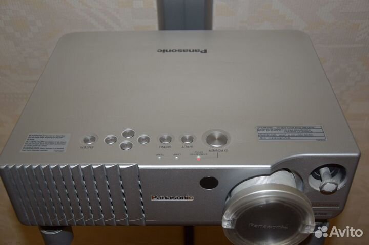 Проектор Panasonic PT-AE700E