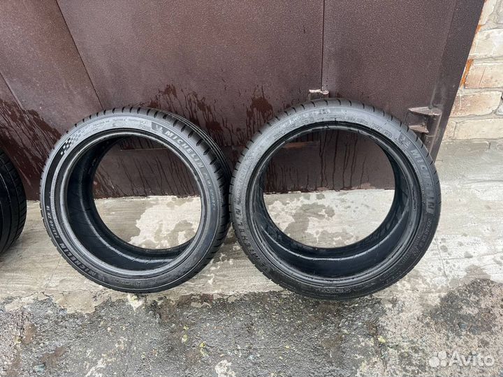 Michelin Pilot Sport 5 245/40 R18