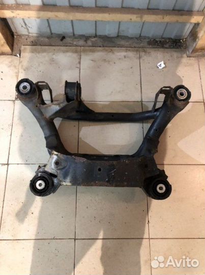 Подрамник Bmw 3 E46