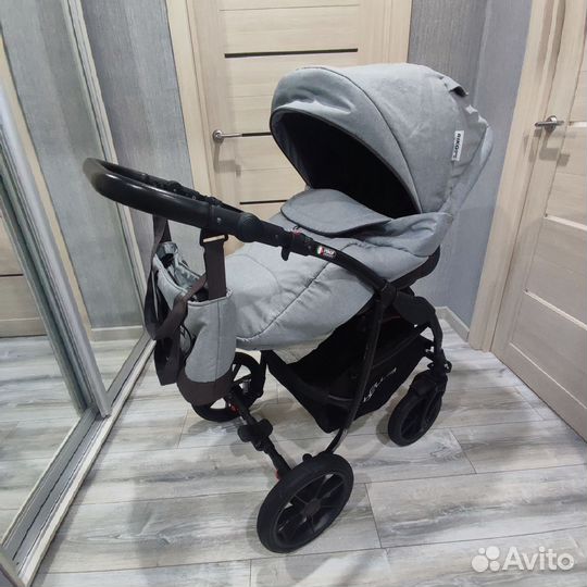 Коляска Riko basic Bella 2 в 1