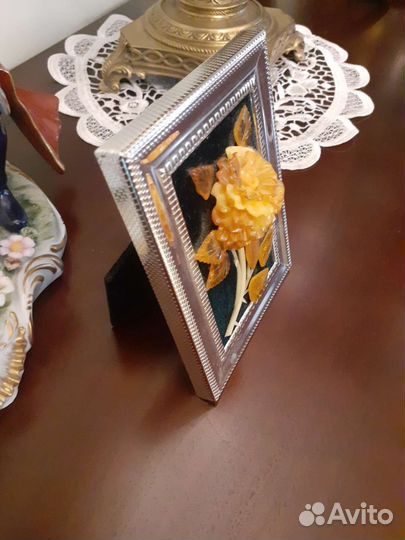 Миниатюра из янтаря