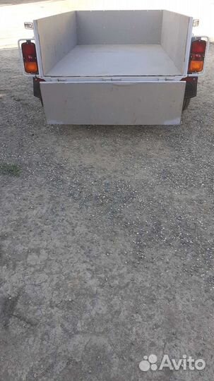 Прицеп на легковой автомобиль