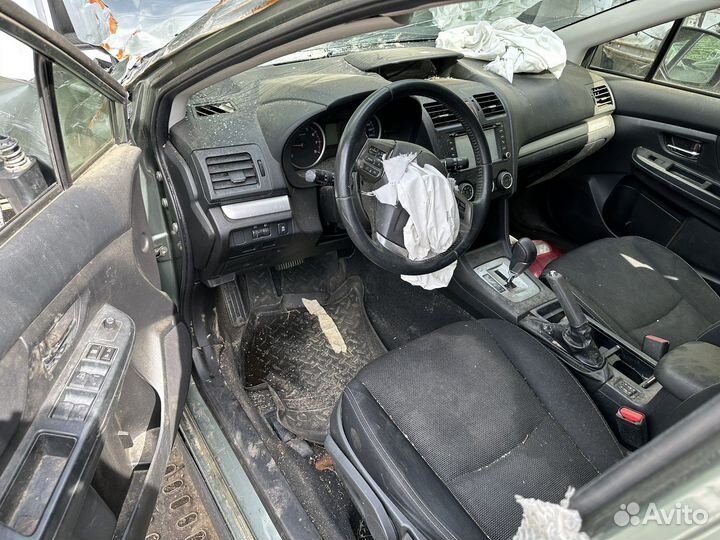 Subaru Impreza XV разбор по запчастям