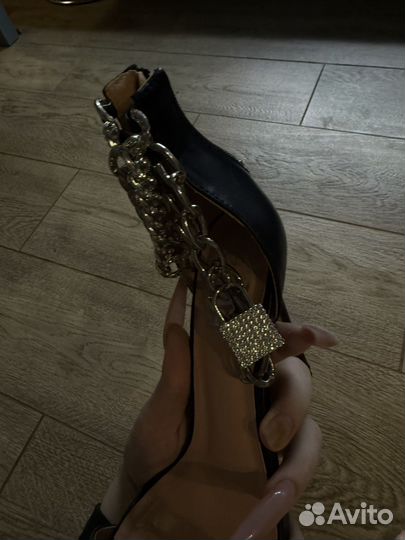 Босоножки женские 37 размер