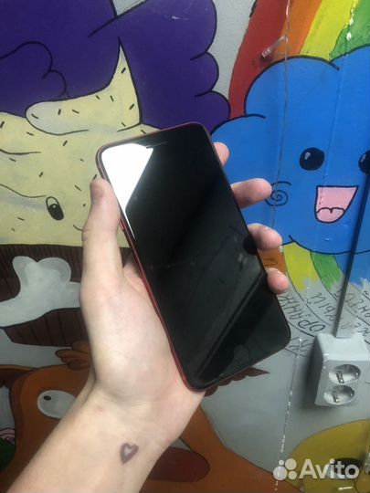 iPhone 8 Plus, 64 ГБ