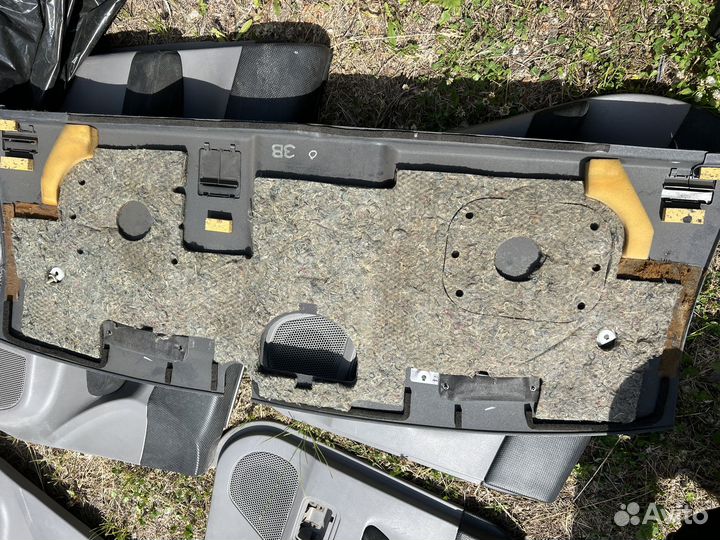 Полка Subaru Legacy B4 BE5