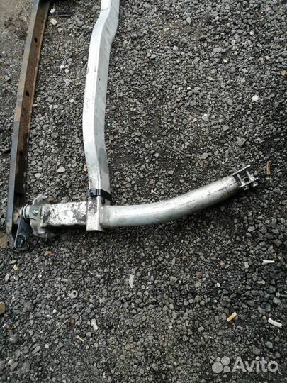 Балка под радиатор Peugeot 407