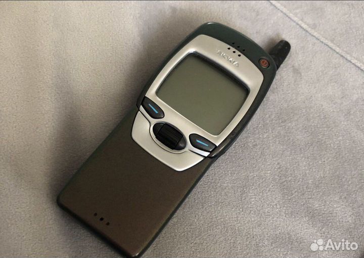 Nokia 7110