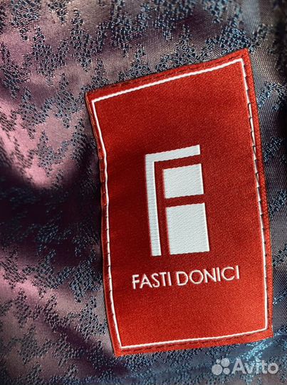 Костюм школьный 9-10 класс