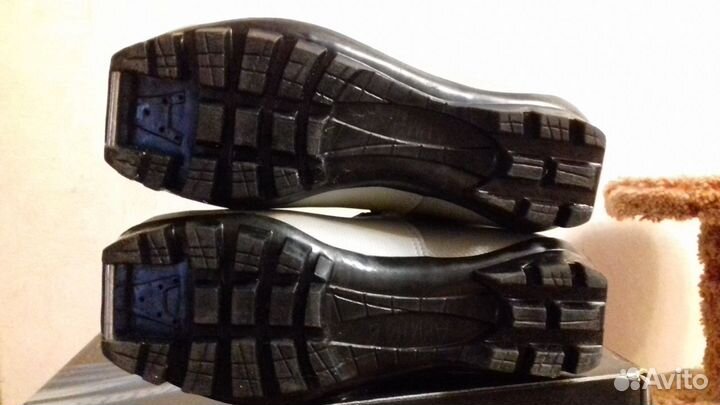 Ботинки для беговых лыж