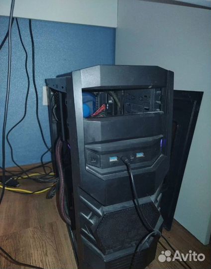 Игровой компьютер (i5 7400 + 1050ti)