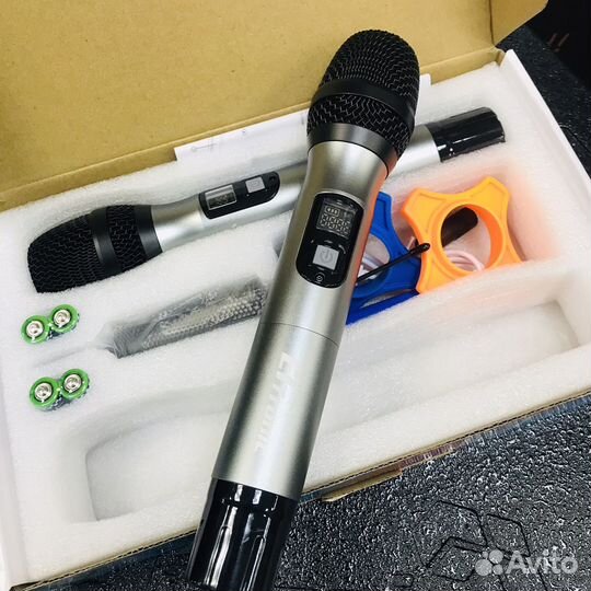 Набор беспроводных качественных микрофонов