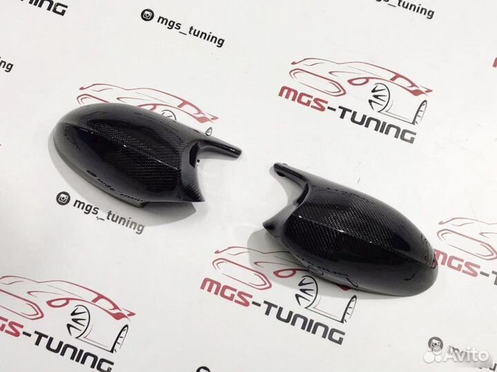 Крышки зеркал стиль M3 карбон на BMW 3 E90