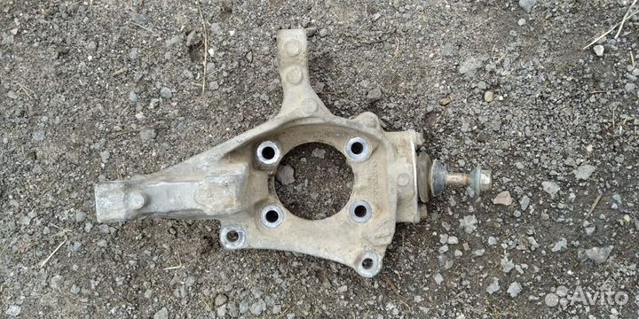 Поворотный кулак передний Вольво S 60, S 80 I 2.0Т