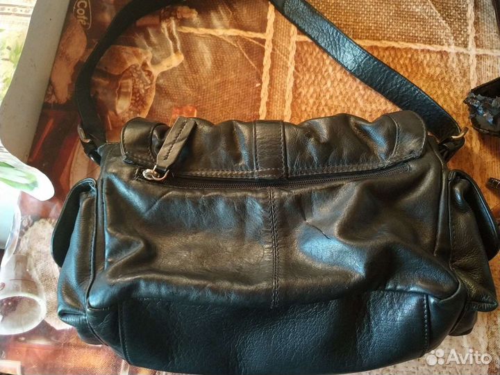 Продам кожаную сумочку
